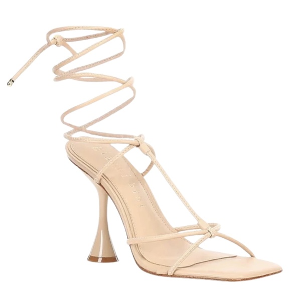 NEW Gianni Bini Bardi Leather Strappy Ankle Wrap Sandals in Cream - Picture 1 of 3